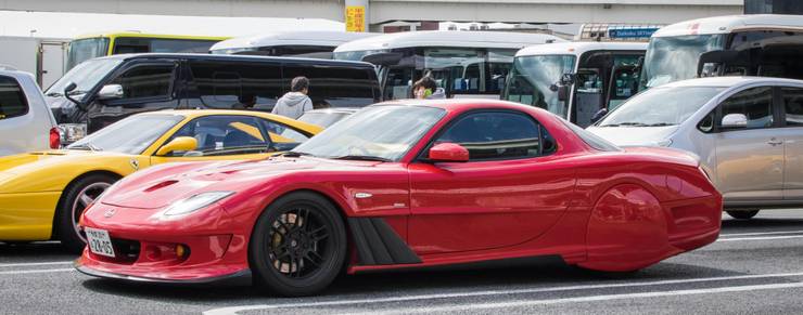 25 Pictures Of Stunning Jdm Cars Above And Below The Hood The jdm market came to be firmly entrenched at home because of better reliability, more variety and of course cars that can be tuned to the moon and back. 25 pictures of stunning jdm cars above