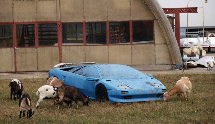 15 Expensive and Exclusive Abandoned Cars