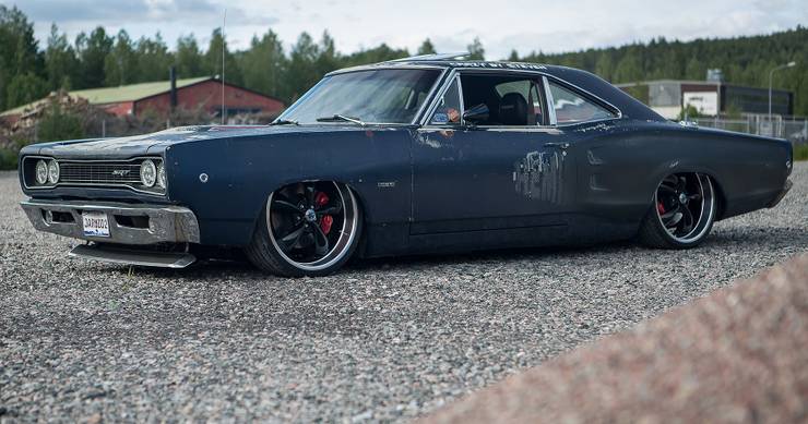 15 Photos Of The Sickest Stanced Muscle Cars Hotcars