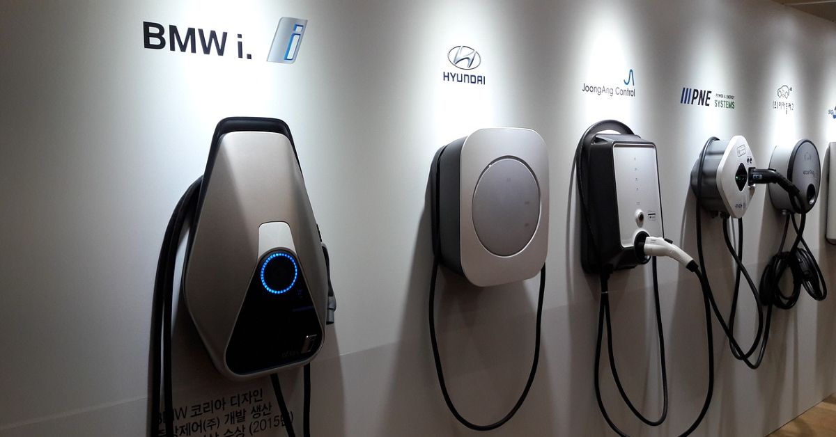 these-are-the-types-of-home-charging-stations-you-need-for-your-ev
