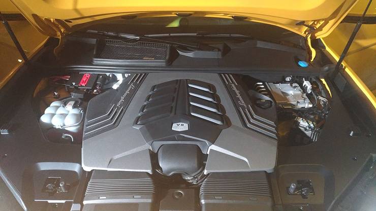 Rapper Travis Scott Shows Off His Modified Lamborghini Urus On Instagram