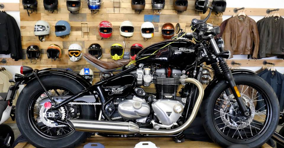 Here S What Makes The Triumph Bonneville Bobber A Good Beginner Motorcycle