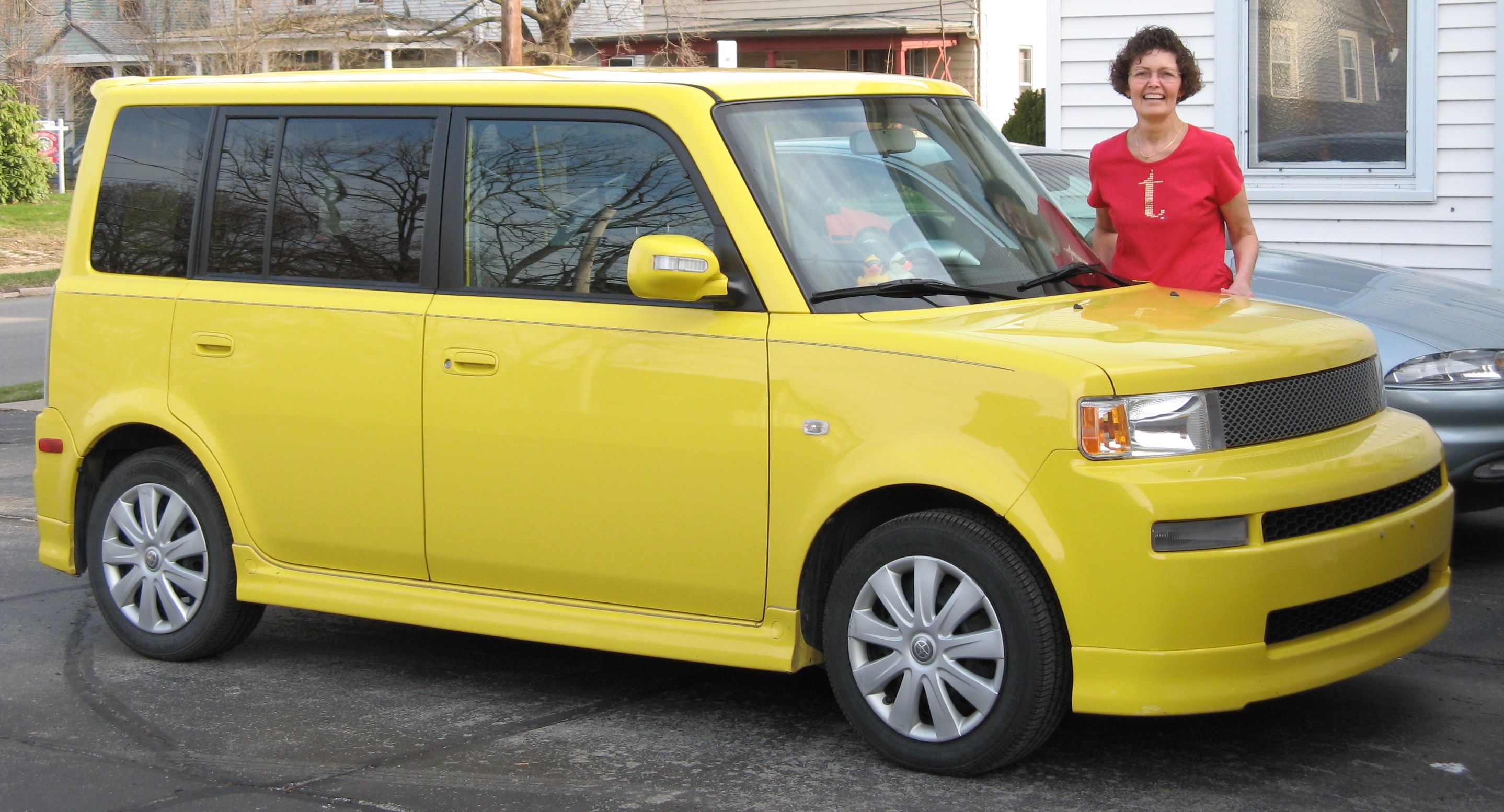 A Detailed Look Back At The First Year Scion XB | HotCars