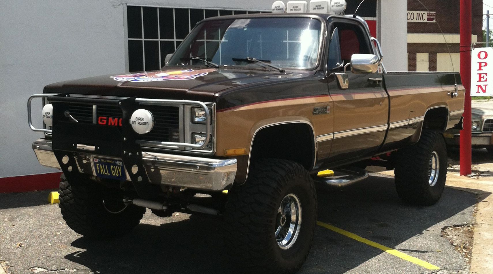 Here S Where The Gmc From The Fall Guy Is Today Hotcars