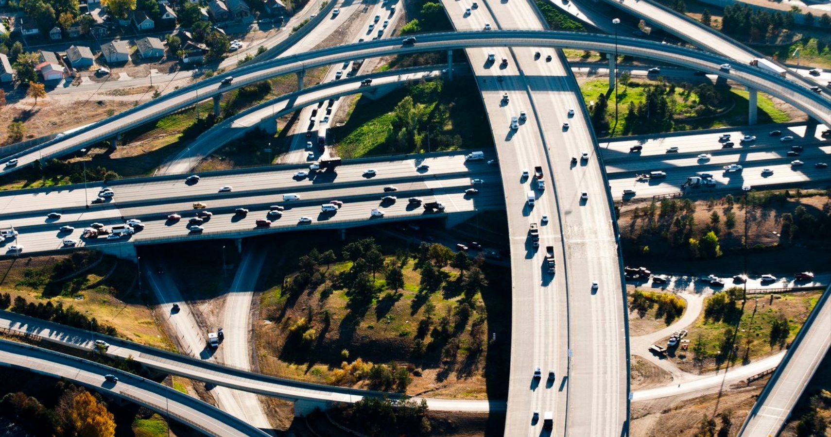 Bloomberg Study Examines What Makes United States Roads So Deadly